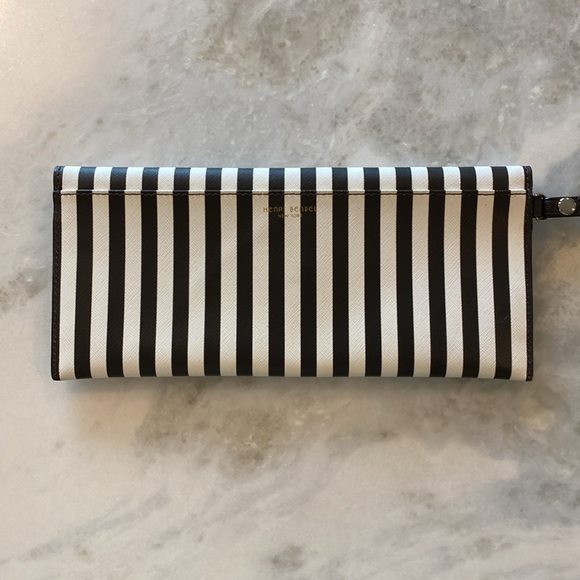 Henri Bendel West 57th Travel Organizer Pouch - Picture 2 of 3